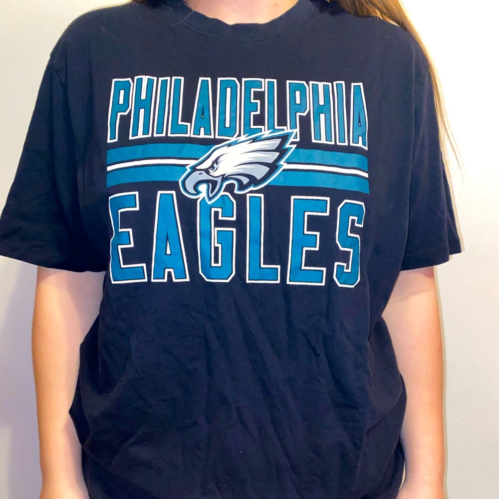 Black Philadelphia eagles shirt